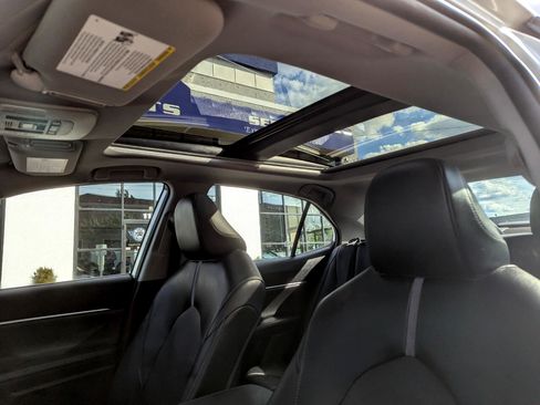 Used 2022 Toyota Camry XSE image 36