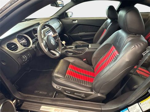 Used 2011 Ford Mustang Shelby GT500 w/ SVT Performance Pkg image 12