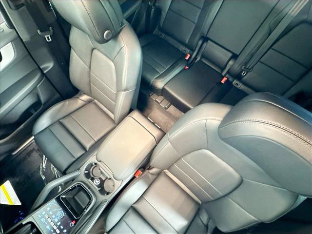 Certified 2026 Porsche Cayenne AWD/4WD image 19