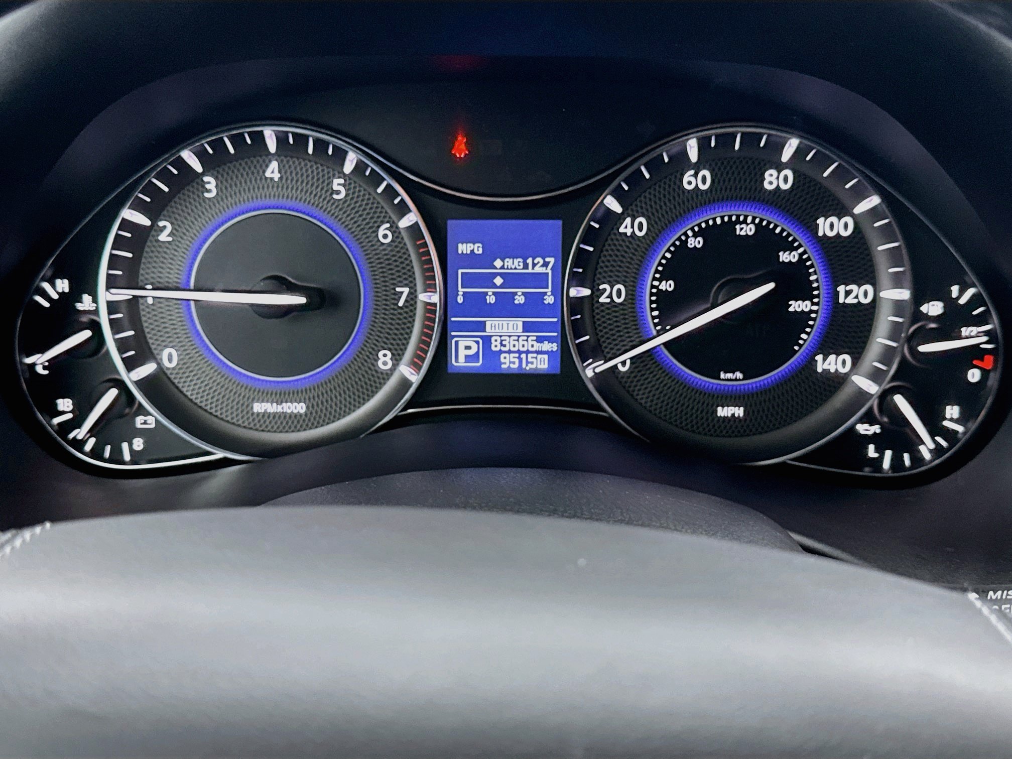 Used 2018 INFINITI QX80 4WD w/ Deluxe Technology Package image 13