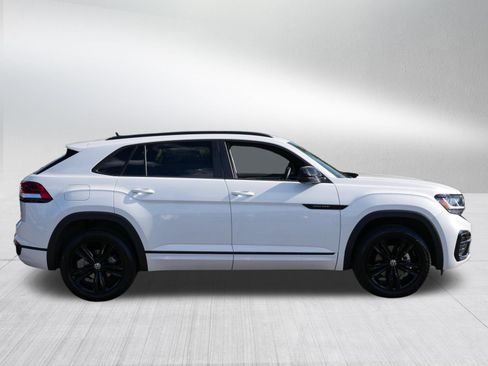 Certified 2023 Volkswagen Atlas Cross Sport SEL R-Line AWD/4WD image 8