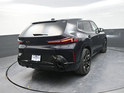 Used 2024 BMW XM image 11