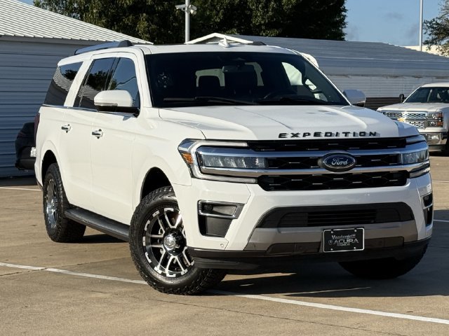 Used 2022 Ford Expedition Max Limited RWD image 2