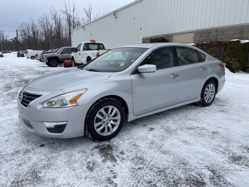 Used 2013 Nissan Altima 2.5 S image 7