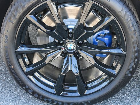 New 2026 BMW X7 M60i image 11