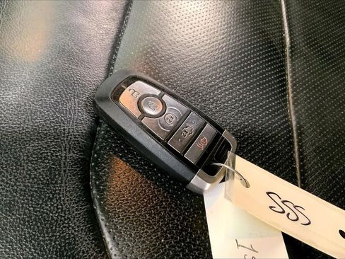 Used 2019 Ford Explorer Limited w/ Class III Trailer Tow Package AWD/4WD image 19
