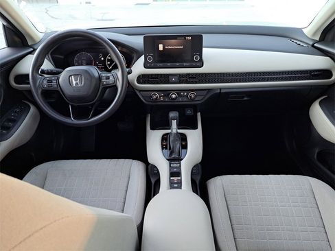 Used 2024 Honda HR-V LX image 9