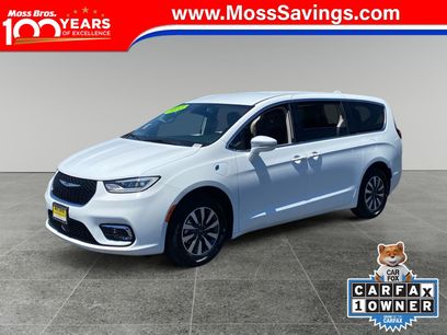 Used 2022 Chrysler Pacifica Touring-L
