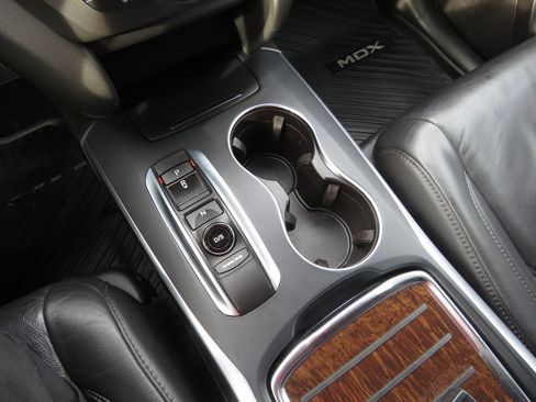 Used 2017 Acura MDX SH-AWD w/ Technology Package image 25