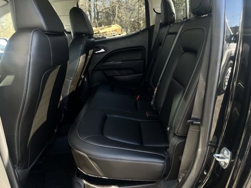 Used 2021 Chevrolet Colorado LT w/ Luxury Package image 14