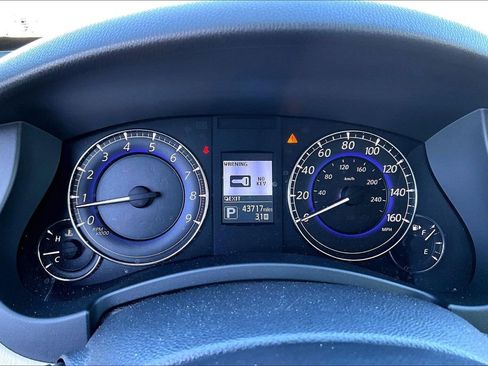 Certified 2017 INFINITI QX50 Base w/ Premium Plus Package image 18