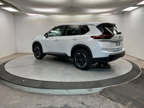 New 2026 Nissan Rogue SV image 3