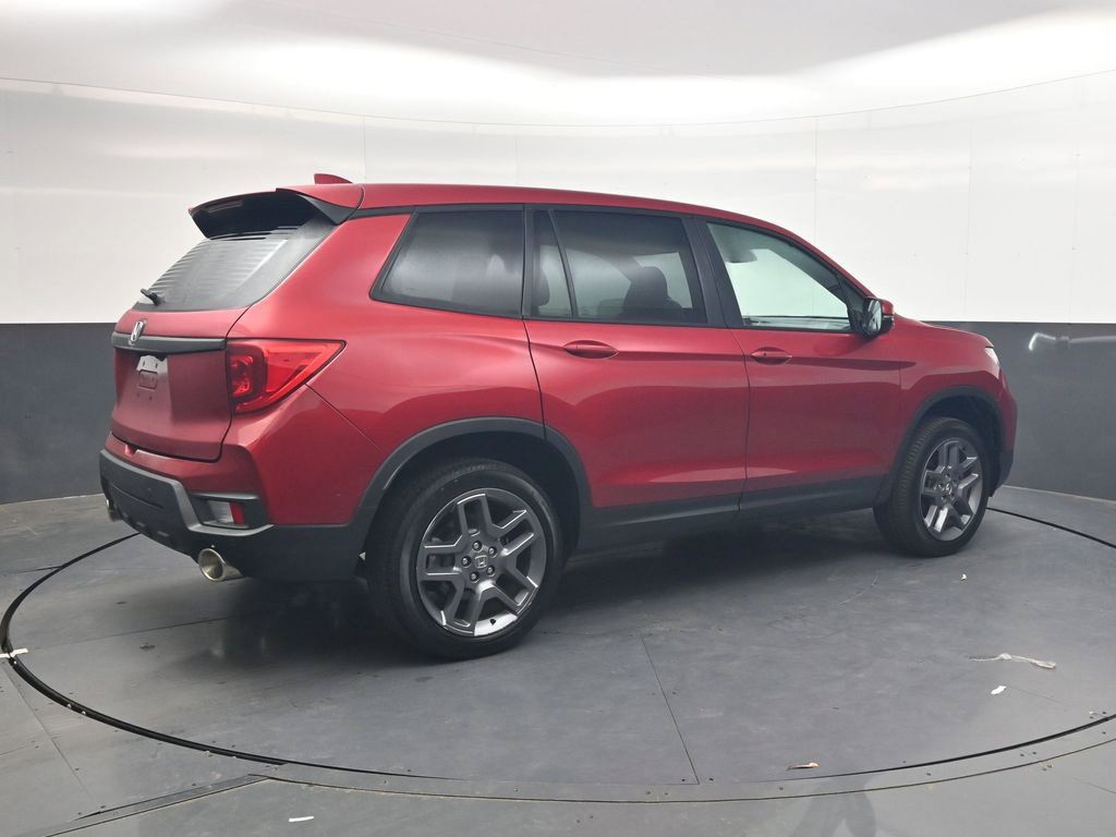 Used 2023 Honda Passport EX-L image 4