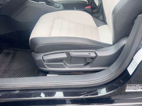 Used 2016 Volkswagen Jetta Sport image 13