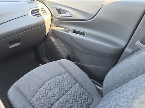 Used 2024 Chevrolet Equinox LT w/ LPO, Cargo Package FWD image 22