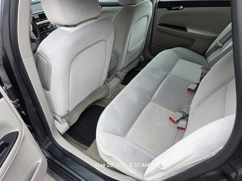 Used 2011 Chevrolet Impala LS FWD image 14