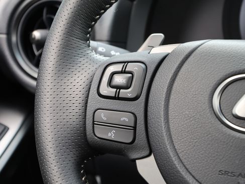 Used 2024 Lexus IS 500 RWD image 22
