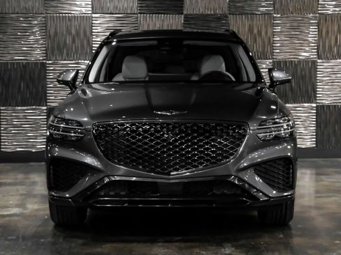 Used 2022 Genesis GV70 3.5T Sport w/ Sport Advanced Package image 6