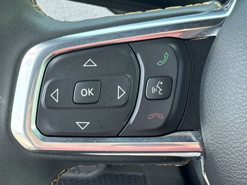 Used 2024 Jeep Wrangler Unlimited Sahara AWD/4WD image 31