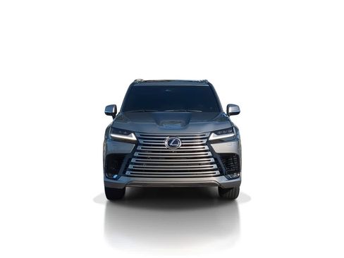 Used 2025 Lexus LX 600 4WD w/ Premium Package image 3