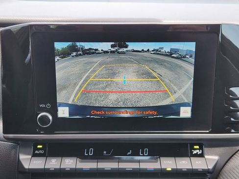 Used 2026 Toyota Camry SE FWD image 17