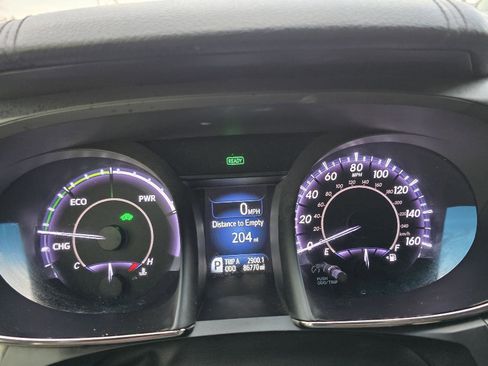 Used 2018 Toyota Avalon Limited image 30