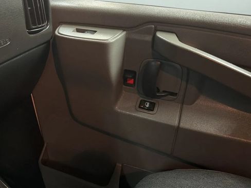 Used 2019 Chevrolet Express 2500 w/ Driver Convenience Package RWD image 15