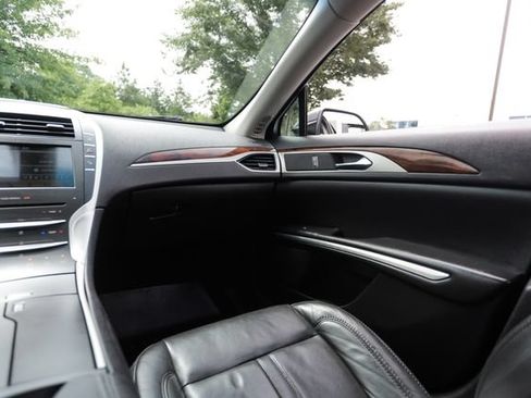 Used 2013 Lincoln MKZ Hybrid FWD image 24