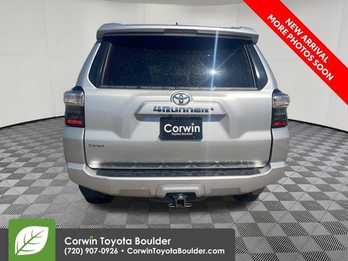 Used 2018 Toyota 4Runner SR5 Premium AWD/4WD image 6