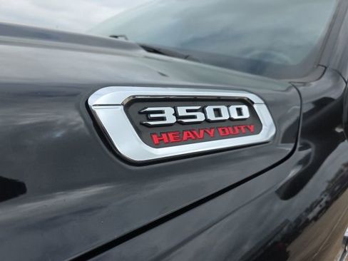 Used 2022 RAM 3500 Limited image 10