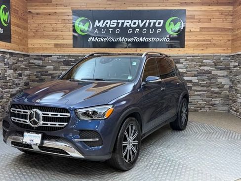 Used 2025 Mercedes-Benz GLE 450e 4MATIC image 4
