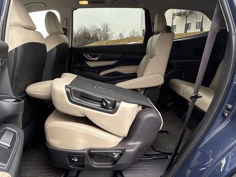 Used 2023 Subaru Ascent Limited image 22