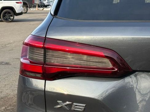 Used 2020 BMW X5 xDrive40i w/ Convenience Package image 17