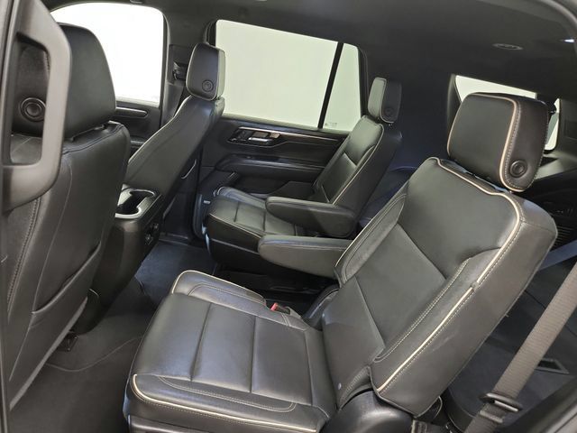 Used 2025 Chevrolet Tahoe Premier RWD image 31