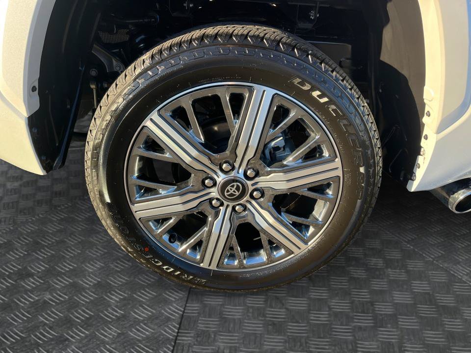 New 2026 Toyota Tundra Capstone AWD/4WD image 19