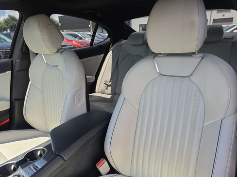 Used 2024 Genesis G70 2.5T w/ Sport Prestige Package RWD image 20