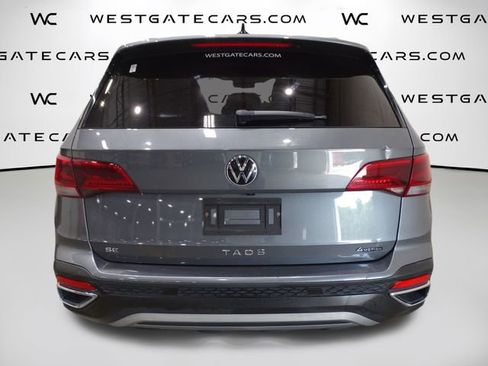 Used 2022 Volkswagen Taos SE w/ Panoramic Sunroof Package AWD/4WD image 7