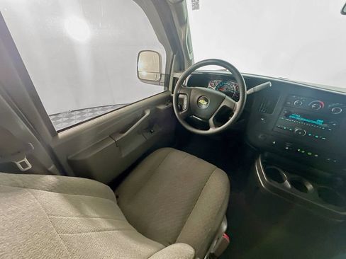 Used 2020 Chevrolet Express 3500 LT w/ LT Preferred Equipment Group image 9