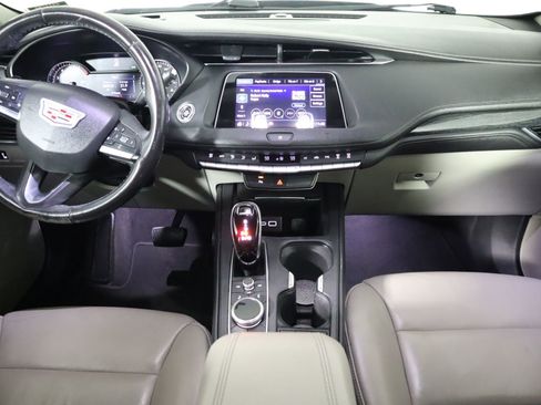 Used 2020 Cadillac XT4 Premium Luxury FWD image 31