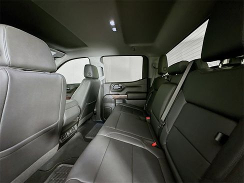 Used 2022 GMC Sierra 1500 SLT image 25