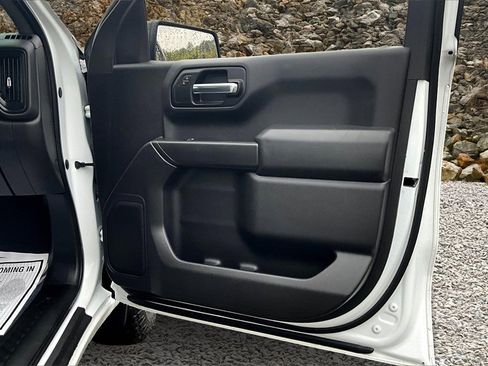 Used 2019 Chevrolet Silverado 1500 Custom Trail Boss w/ Custom Convenience Package image 23