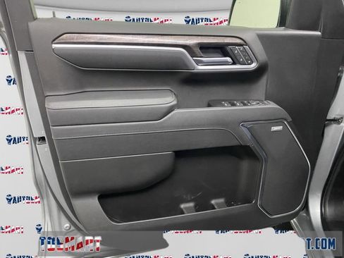 Used 2025 Chevrolet Silverado 1500 LTZ AWD/4WD image 9
