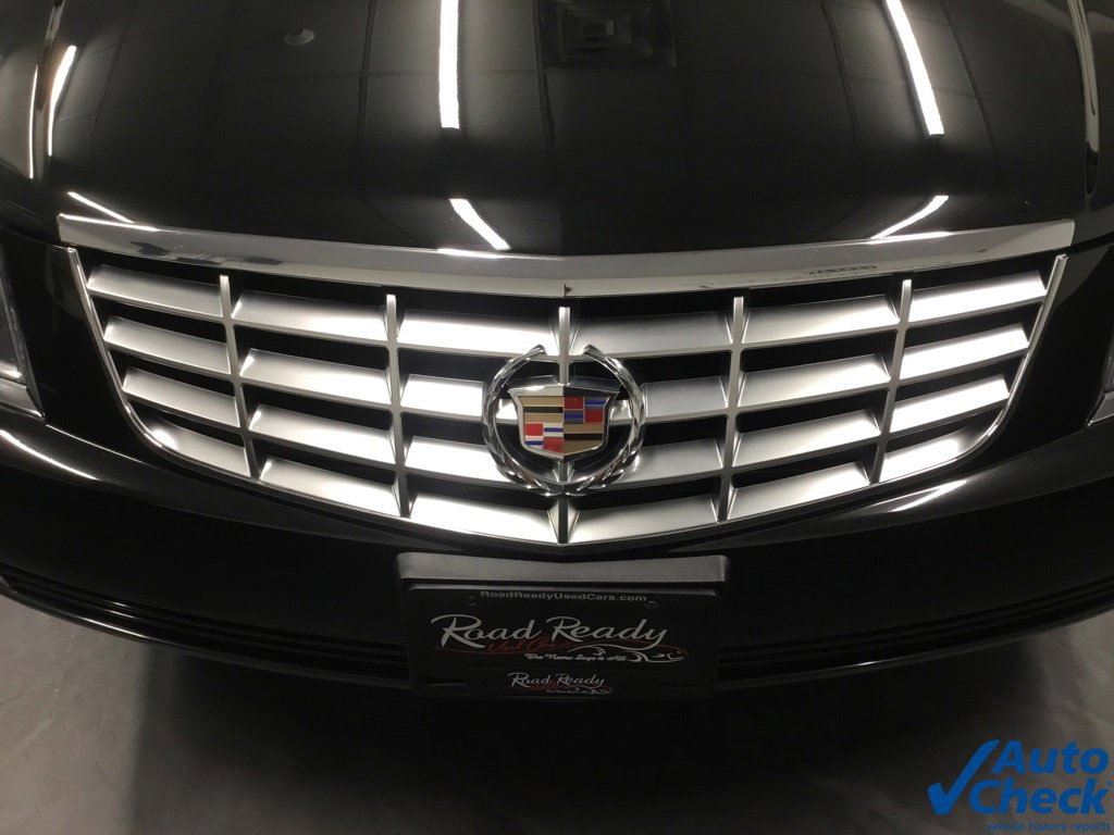 Used 2011 Cadillac DTS Limousine FWD image 20