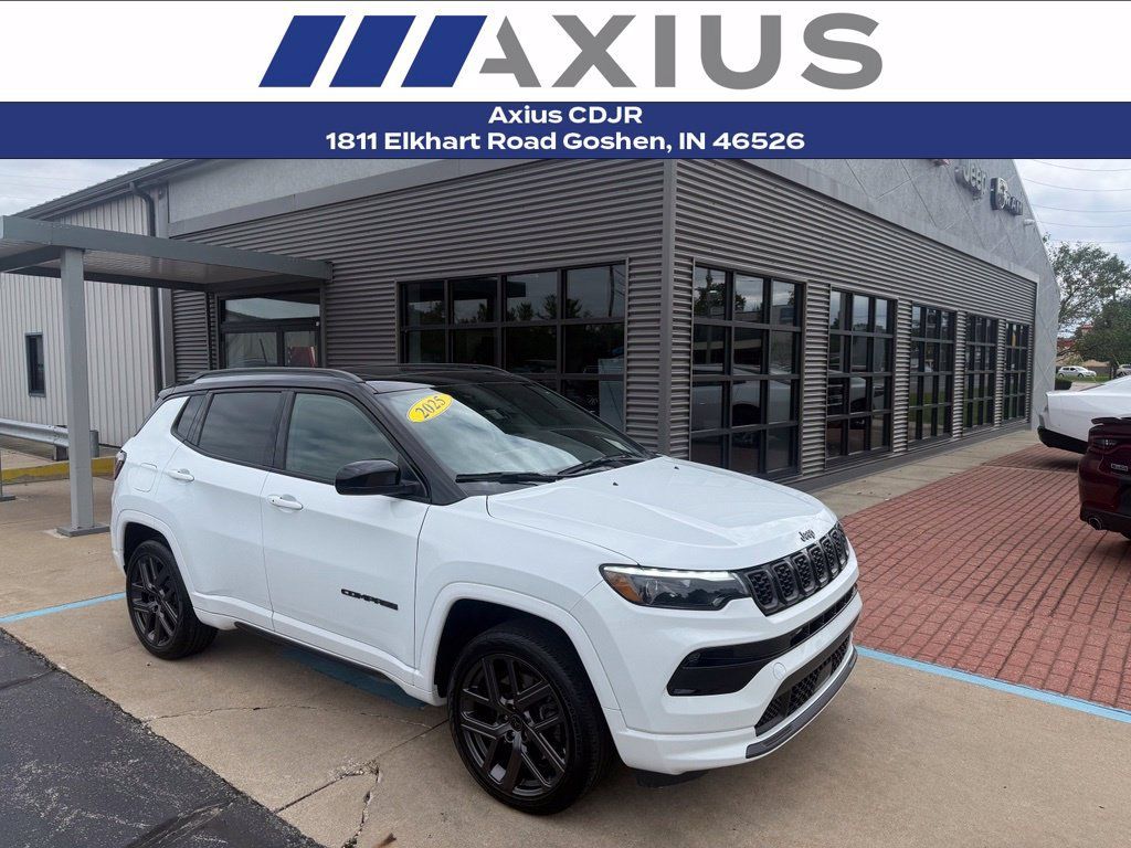 Used 2025 Jeep Compass Limited w/ High Altitude Package AWD/4WD image 1