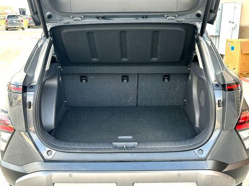 Used 2025 Hyundai Kona Limited image 34