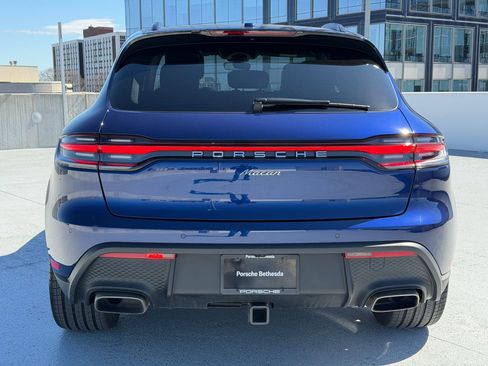 Certified 2025 Porsche Macan image 6