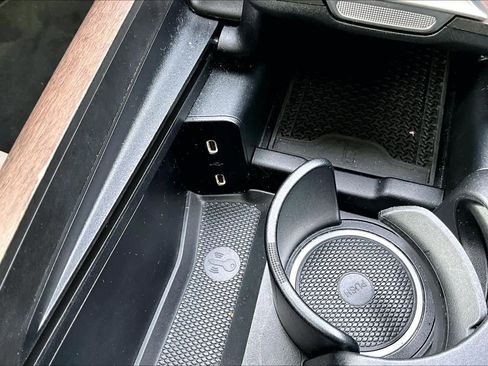 Certified 2025 Mercedes-Benz E 350 4MATIC Sedan w/ Winter Package image 35