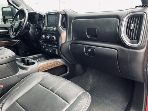 Used 2022 Chevrolet Silverado 2500 High Country w/ Z71 Off-Road Package image 28