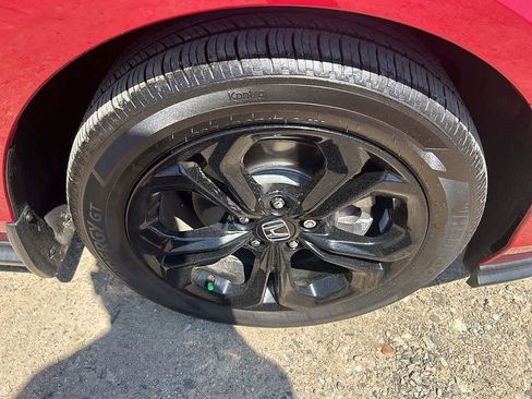 Used 2025 Honda Accord SE image 9