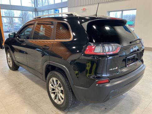 Used 2019 Jeep Cherokee Latitude Plus w/ Comfort/Convenience Group image 7
